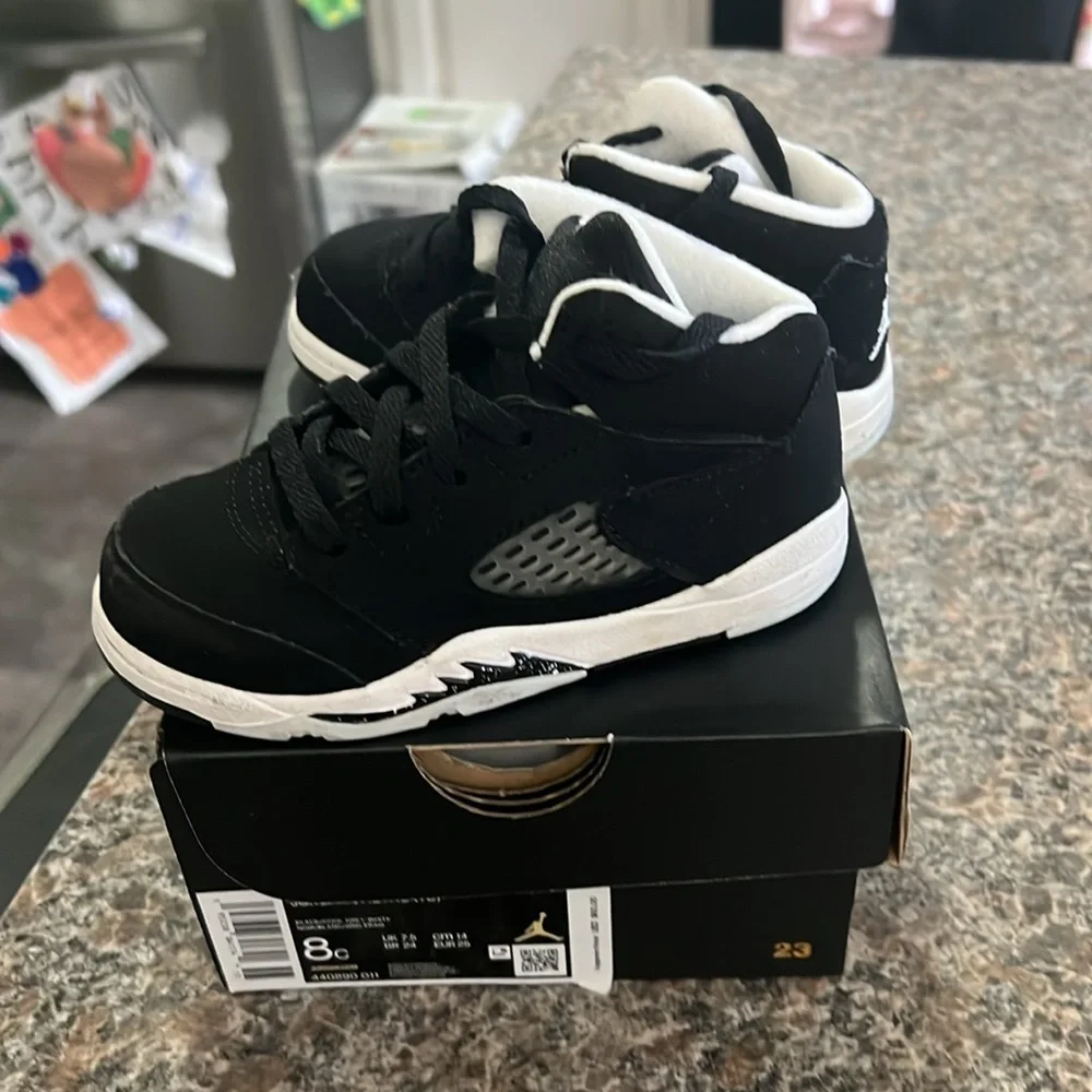 Jordan 5 - Picture 4 of 4